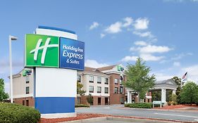 Holiday Inn Express Tappahannock Virginia